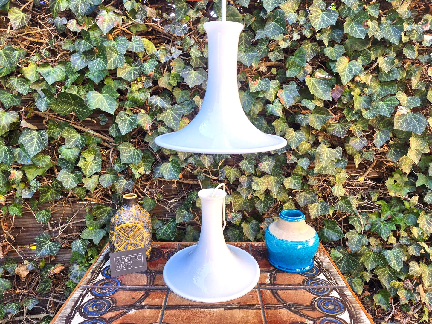 Royal Copenhagen Mandarin Pendel Designlampen – Michael Band für Holmegaard Designlampe 1980s Design Opalglas Hängelampe – dänischer Mid-Century Designklassiker