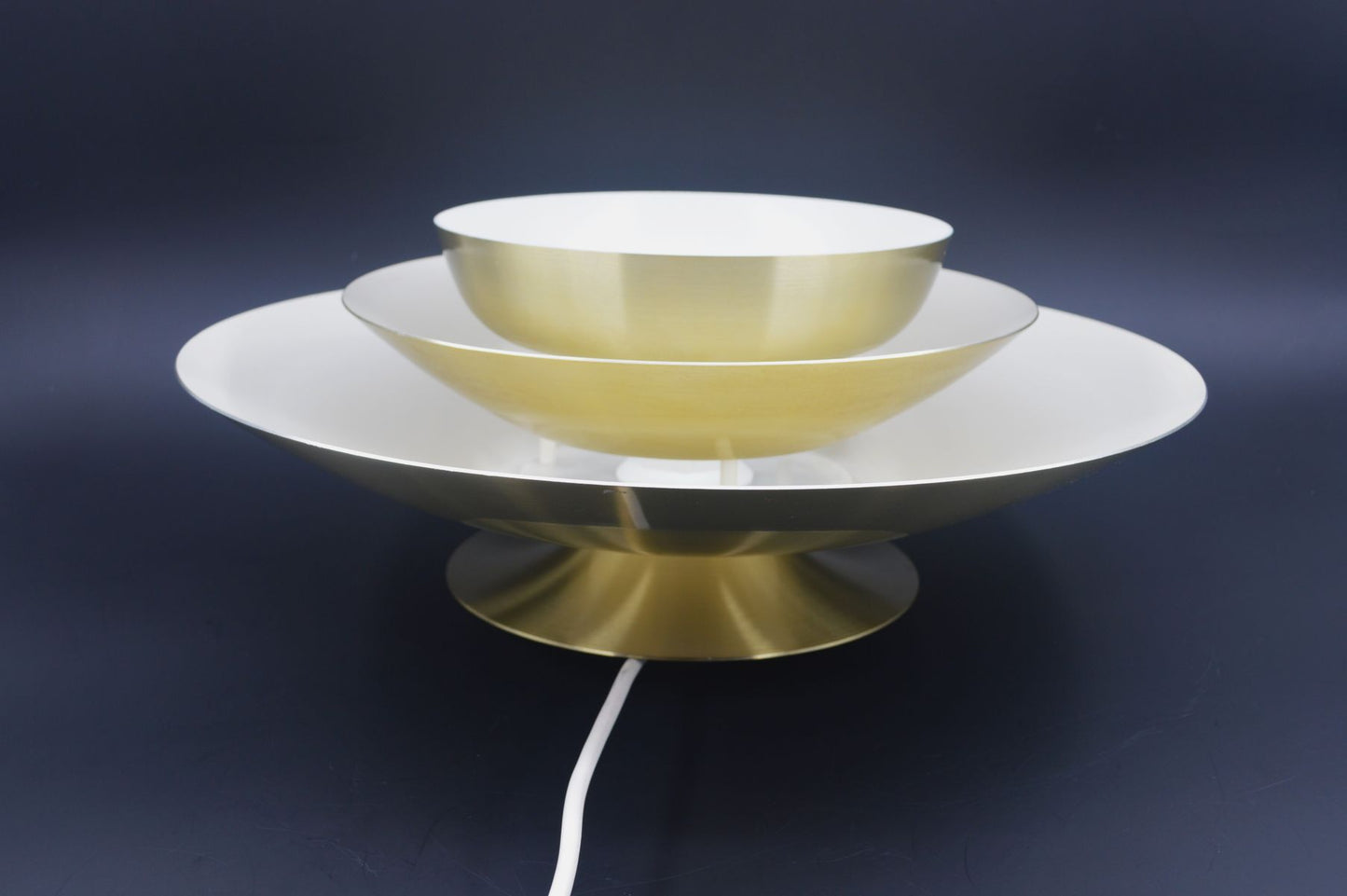 1970s goldene Jeka Metaltryk A/S Denmark Designlampe 1007-H Kurt Wiborg Design – dänische MCM Design Hängelampe