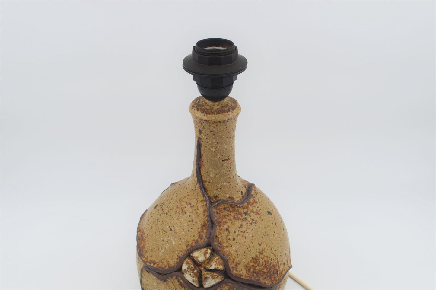 Mette Lokke Stiil Danmark studie keramisk lampe 1970'erne brutalisme Dansk design