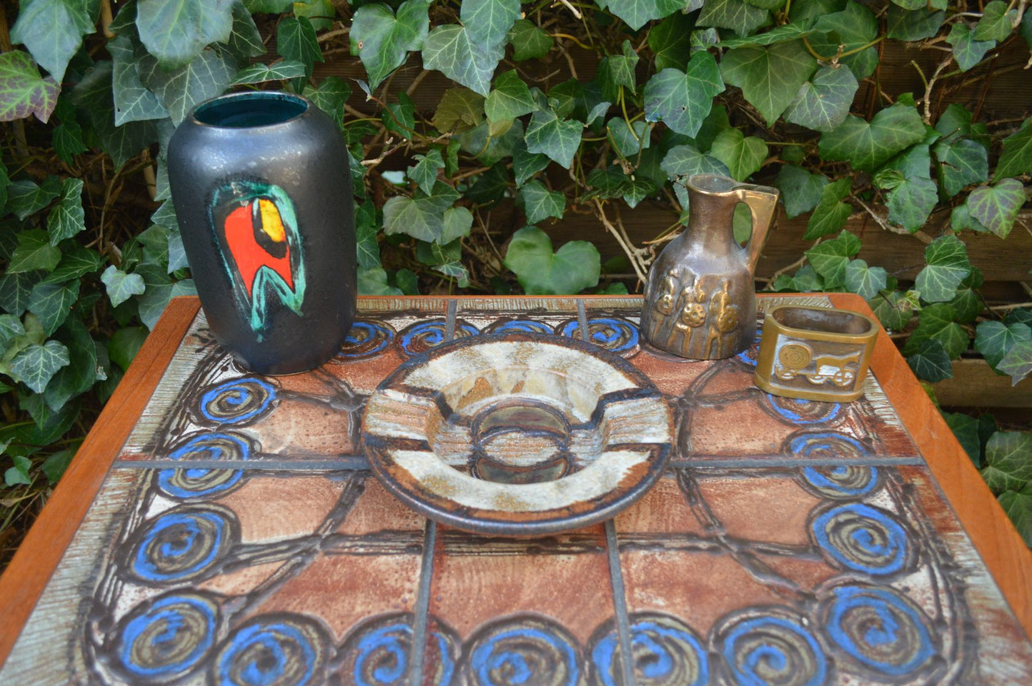 Mid-Century Brutalismus Design Axella Stentøj Danmark Keramik Schale 1920 1970s dänische brutalistische Kunstkeramik Aksel Larsen Design