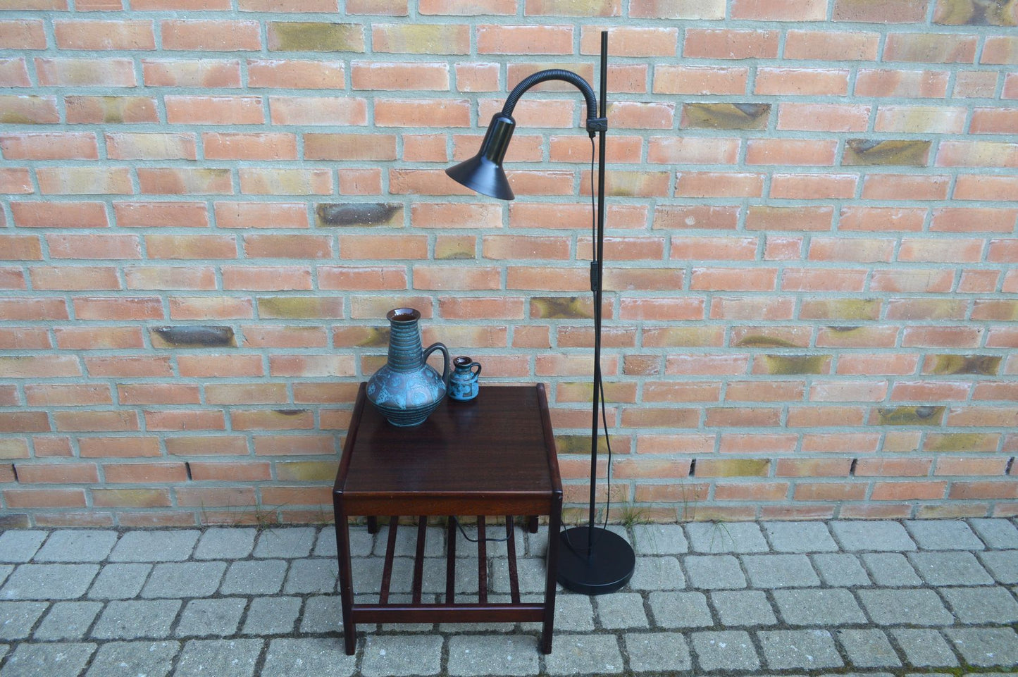 Horn Belysning Danmark Tpe 444 dänische Designlampe 1970s Space-Age Stehlampe Mid-Century Danish Modern Designklassiker