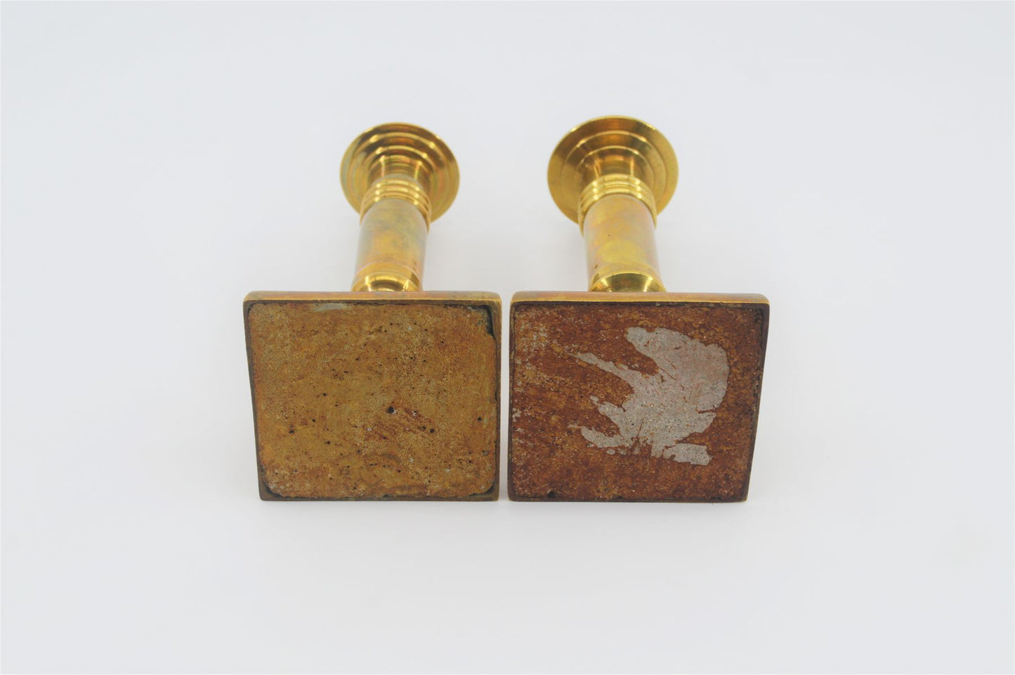 Antike dänische Jugendstil Messing Kerzenhalter 1920’s dänisches Skønvirke Design Handarbeit skandinavischer Art Nouveau