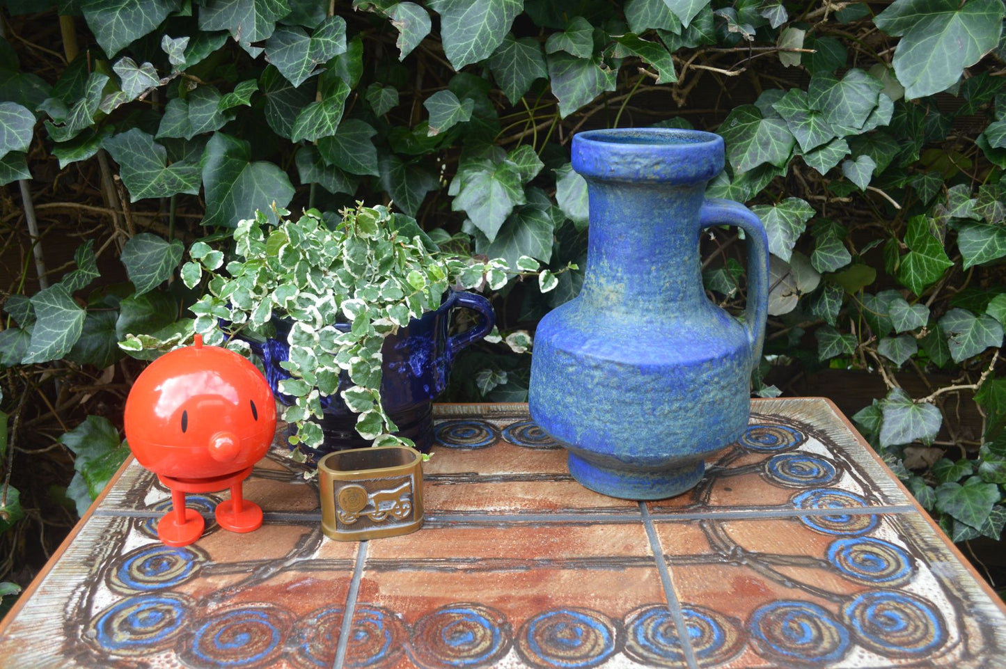 Große Karlsruher Majolika Vase 7318 1970s Friedgard Glatzle Design Mid-Century WGP Blaue Fat-Lava Glasur