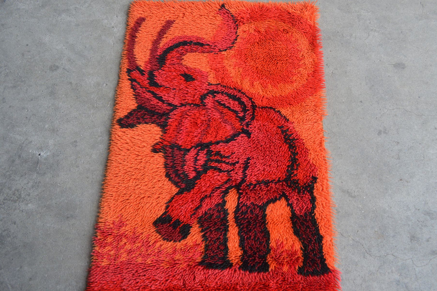 Vintage Ege Rya Danmark Elephant Teppich 1970s Pop-Art Design Denmark Scandinavian Folklore Carpets – dänischer Vintage Design Teppich
