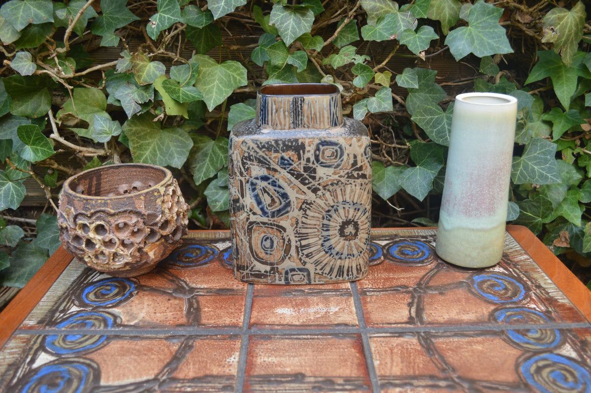 Vintage Royal Copenhagen Dänemark 870/3121 Nils Thorsson Sunflower Design Fajance Vase, Danish Design 1960er Jahre MCM dänischer Designklassiker