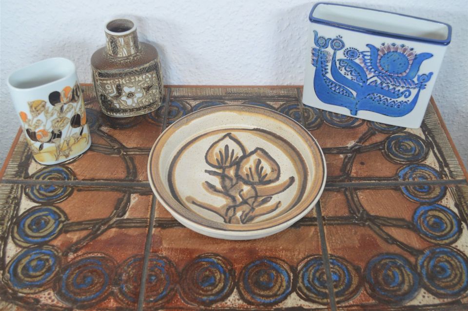 Mid-Century Bente Jessen Danmark Studiokeramik Schale 1970s handgearbeitete dänische moderne Kunstkeramik