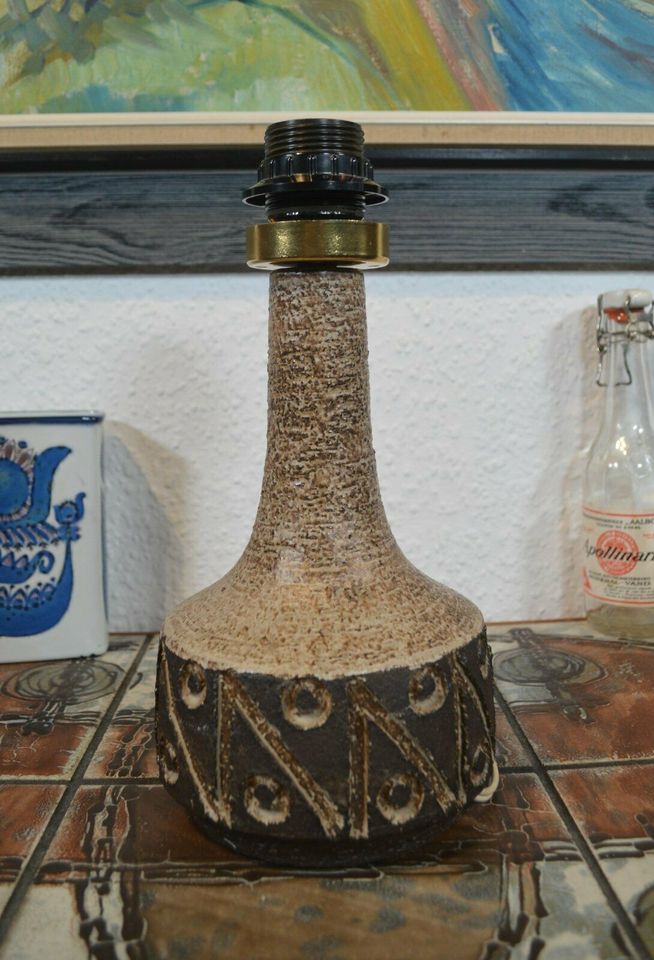 Løvemose keramisk bordlampe Danmark 1960'erne brutalistisk design