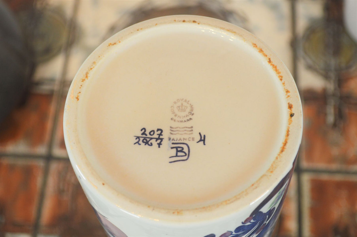 Royal Copenhagen Berte Jessen Design Fajance Vase 207/2967 1960s Danish Design