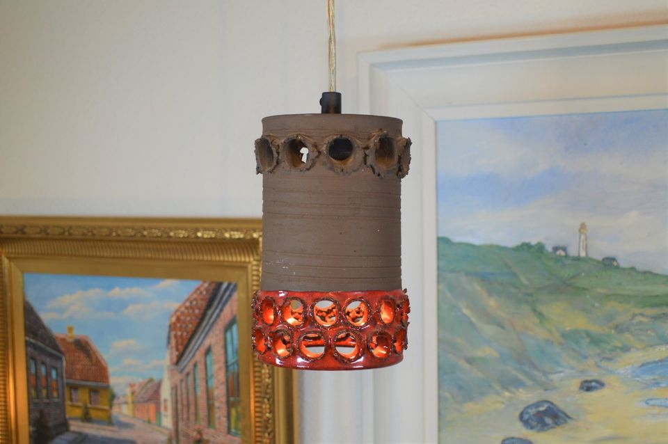 Mid-Century Hängelampe 1960s handgearbeitete Studiokeramik mit Fat-Lava Glasur dänische Pop-Art Danish Modern Design