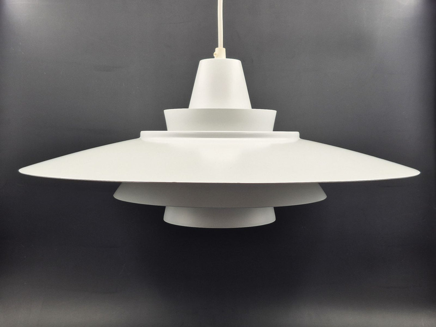 Seltene große Danish Modern David Super-Light Denmark Type 240 Aluminium Pendellampe Mogens Davidsen Design 1970’s Superlight AS Designlampe