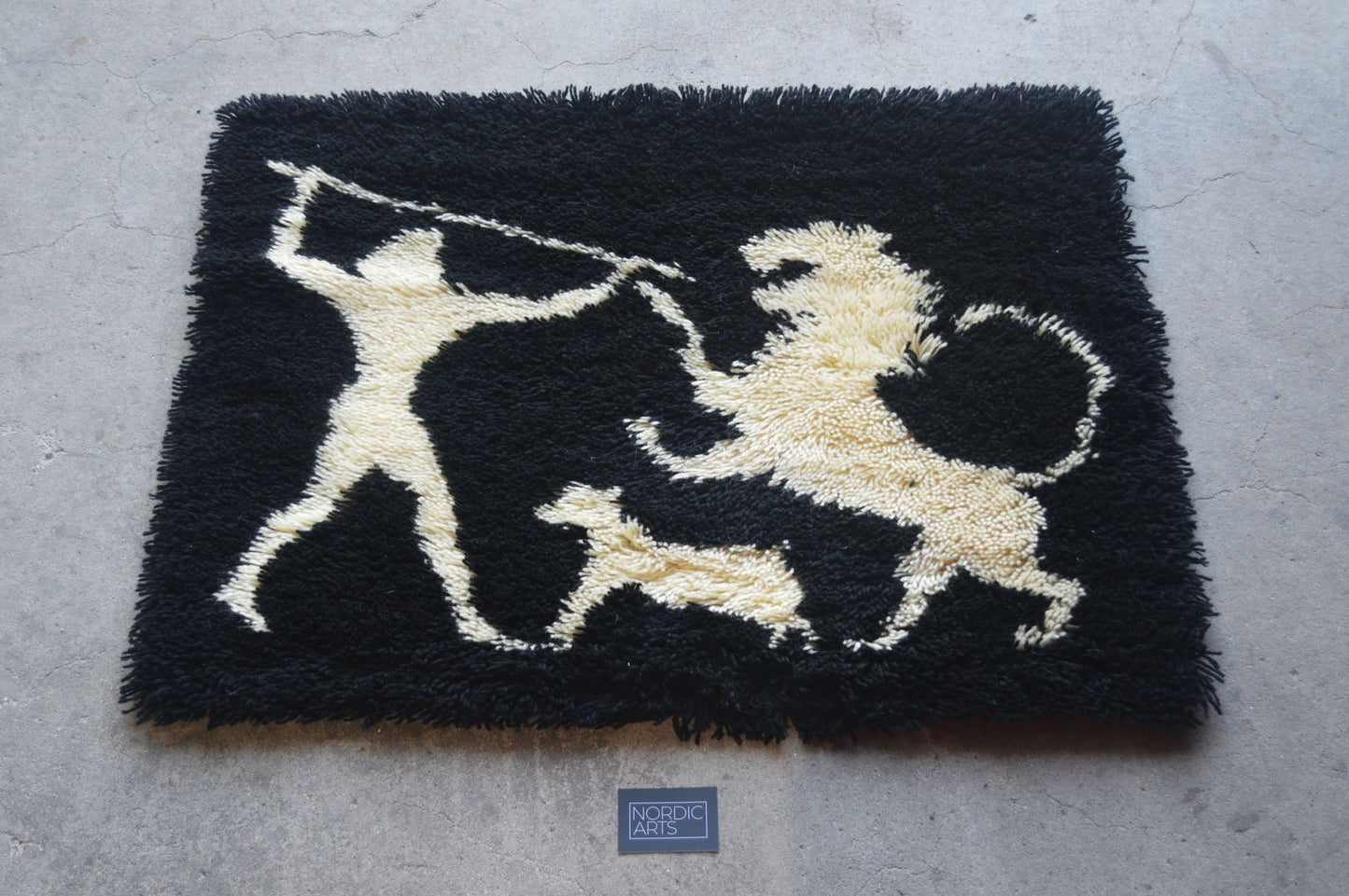 Dänischer Vintage handgefertigter Ege Rya Denmark Teppich 1970s Pop-Art Design mit mythologischer Jagdszene – dänische Kunst-Weberei MCM Design