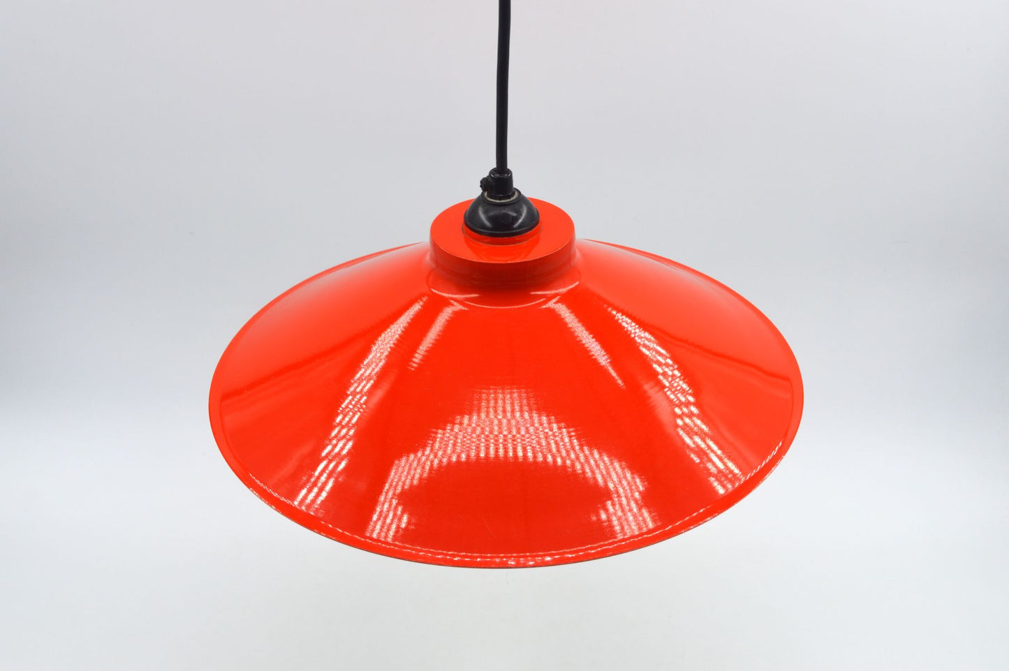 Dänische Mid-Century Schuhmacherlampe – Rot emaillierte Vintage Design Schuster Hängelampe - 1960s dänische MCM Industrie Design Pendellampe