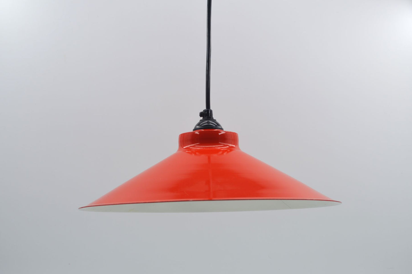 Dänische Mid-Century Schuhmacherlampe – Rot emaillierte Vintage Design Schuster Hängelampe - 1960s dänische MCM Industrie Design Pendellampe
