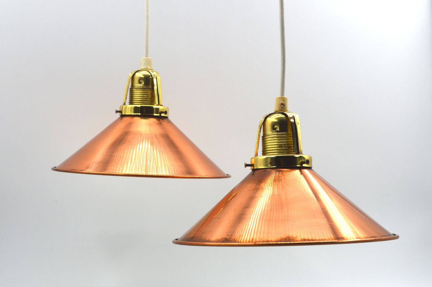 änische Mid-Century Schuhmacherlampen - Vintage Kupfer Schumacher oder Schuster Hängelampen - 1960s dänische MCM Industrie Design Pendellampen