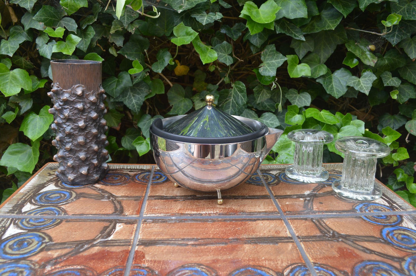 Vintage Bodum Tea Ball Design Teekanne mit Teesieb - 1980s Carsten Jorgensen Design, postmoderne dänische Edelstahl Teekanne Memphis Stil