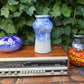 Mid-Century VEB Strehla 1437 Keramik Vase mit blauer Fat-Lava Glasur - 1960s DDR Vintage Studiokeramik ostdeutsche Fat-Lava Keramik Vase