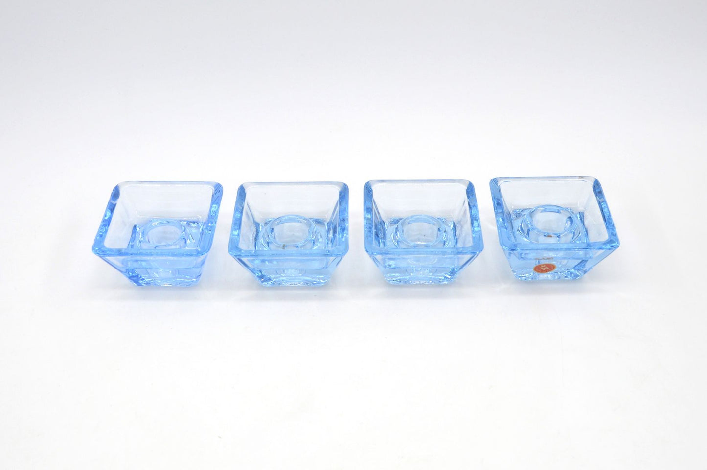 Mid-Century 1960s blaue Holmegaard Kastrup Design Danmark 4 Kerzenhalter 16524 Per Lütken (1916-1998) Design 1960s – Danish Modern Designklassiker