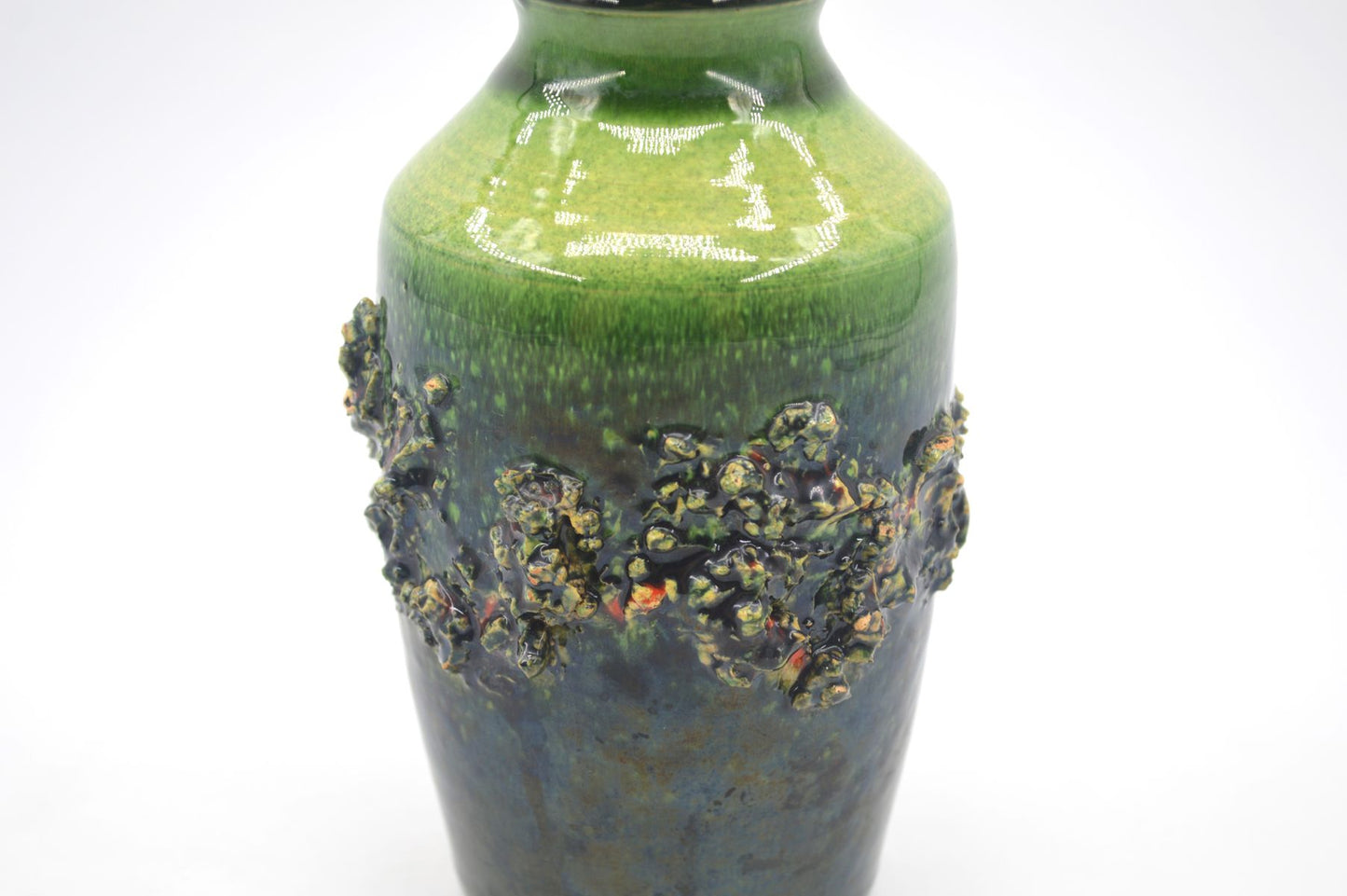 Mid-Century Funi Island Isländische grüne Fat-Lava Studiokeramik Vase 1970s Vintage Fat-Lava Design handgearbeitete isländische Kunstkeramik