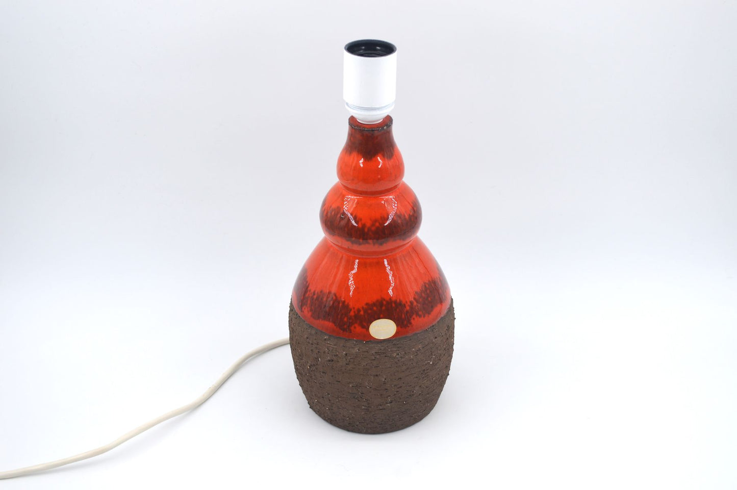 Mid-Century signierte Jysk Keramik Lampe mit intensiver Fat-Lava Glasur 1970s zeitgenössische dänische Mid-Century Modern Kunstkeramik Lampe