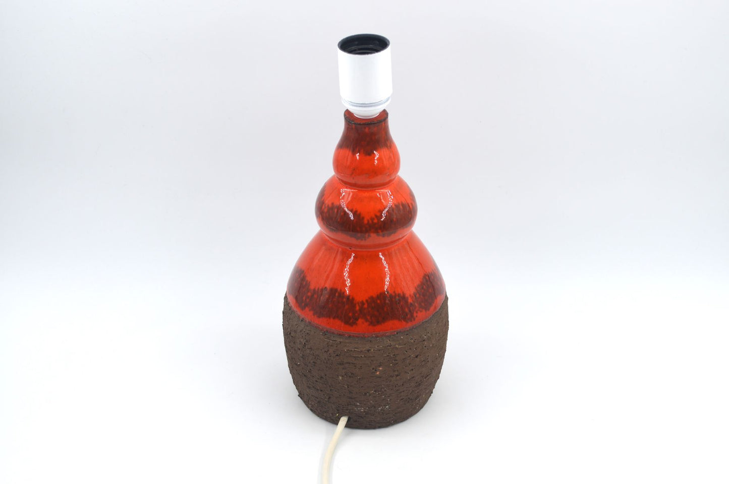 Mid-Century signierte Jysk Keramik Lampe mit intensiver Fat-Lava Glasur 1970s zeitgenössische dänische Mid-Century Modern Kunstkeramik Lampe