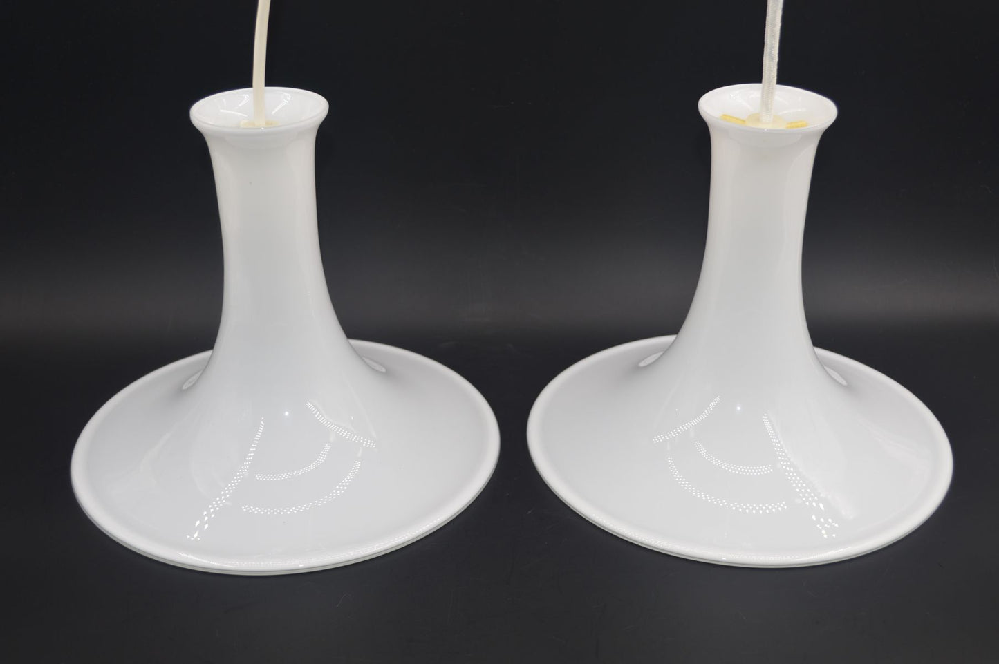 Royal Copenhagen Mandarin Pendel Designlampen – Michael Band für Holmegaard Designlampe 1980s Design Opalglas Hängelampe – dänischer Mid-Century Designklassiker