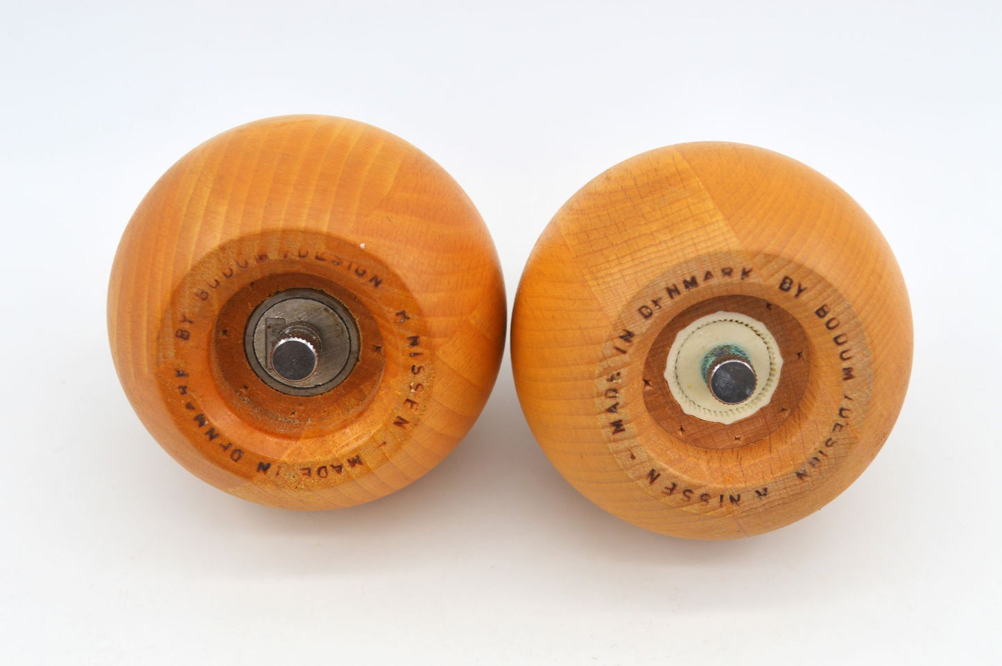 MCM Bodum Denmark kugelförmige Salz und Pfeffer Mühlen 1980s Richard Nissen Danish Modern Designklassiker - dänisches Vintage Design (Kopie)