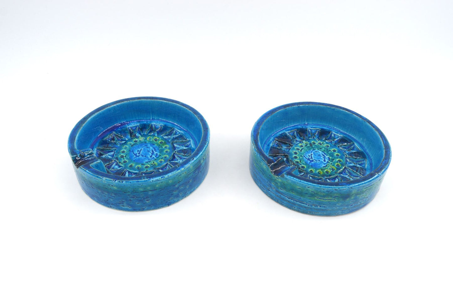 Seltener 1960s Vintage Rimini Blue Bitossi Keramik Aschenbecher 87-62 Design Aldo Londi Mid-Century Modern Design - blauer Fat-Lava Designklassiker
