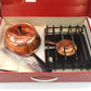 Original 1980s Vintage Spring Culinox Kupfer Fondue Set mit Originalverpackung mit Fondue Topf, Fonduegabeln, Brenner und Ständer, Mid-Century Schweizer Design Fondue