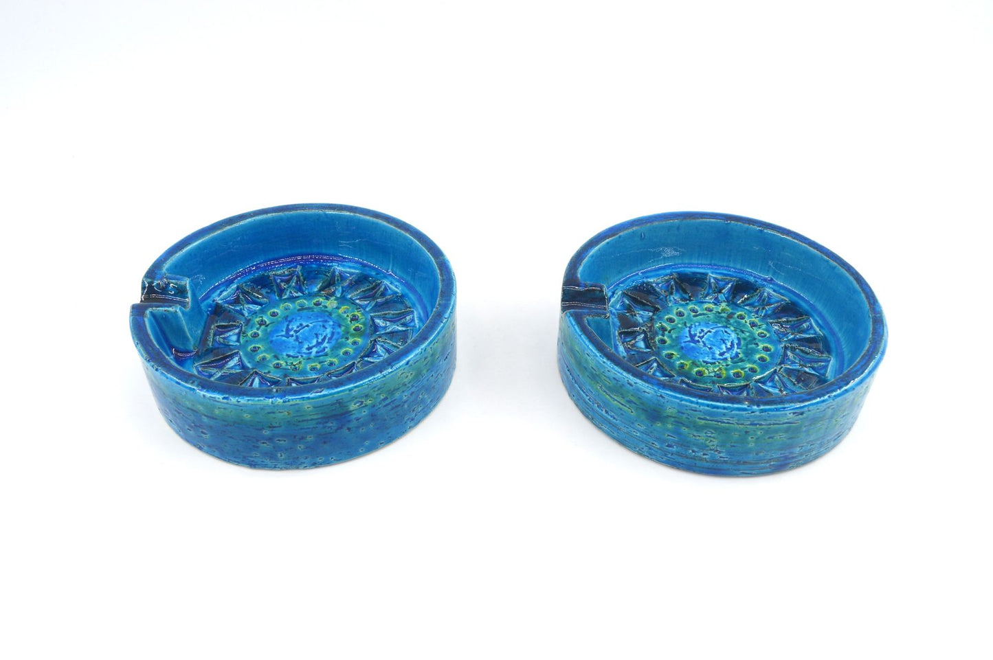 Seltener 1960s Vintage Rimini Blue Bitossi Keramik Aschenbecher 87-62 Design Aldo Londi Mid-Century Modern Design - blauer Fat-Lava Designklassiker