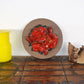 Mid-Century Fat-Lava signierte dänische Studiokeramik Wandplatte Made in Denmark 1970s Pop-Art dänische zeitgenössische Kunstkeramik