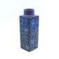 Vintage Royal Copenhagen Nils Thorsson Baca Fajance Vase 704/3259 im seltenen blau-schwarzen Design 1970s Mid-Century Danish Modern Design