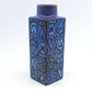 Vintage Royal Copenhagen Nils Thorsson Baca Fajance Vase 704/3259 im seltenen blau-schwarzen Design 1970s Mid-Century Danish Modern Design