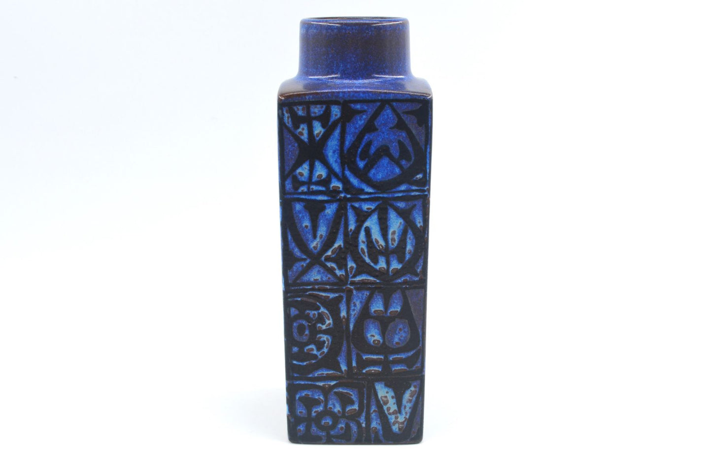 Vintage Royal Copenhagen Nils Thorsson Baca Fajance Vase 704/3259 im seltenen blau-schwarzen Design 1970s Mid-Century Danish Modern Design