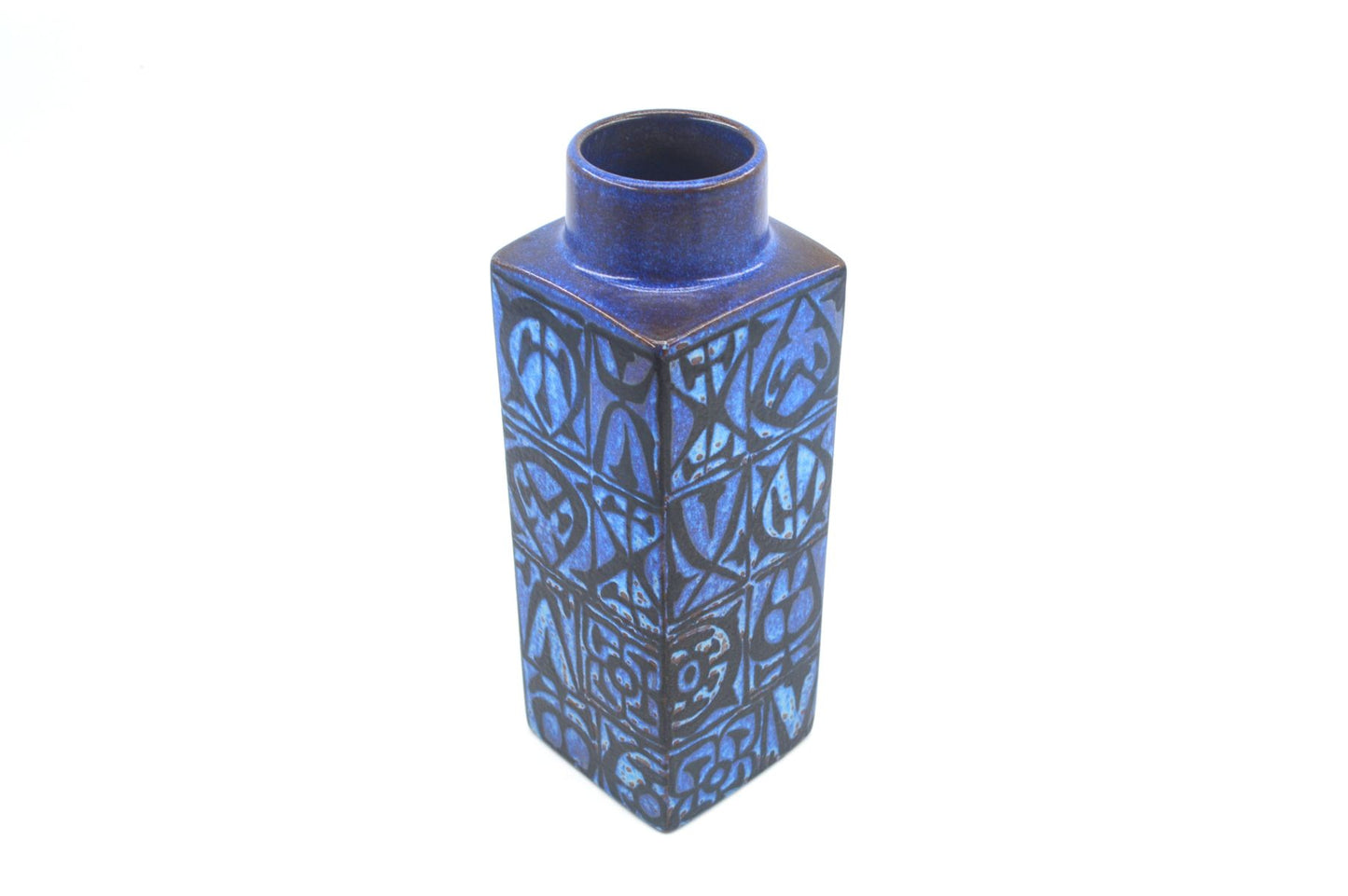 Vintage Royal Copenhagen Nils Thorsson Baca Fajance Vase 704/3259 im seltenen blau-schwarzen Design 1970s Mid-Century Danish Modern Design