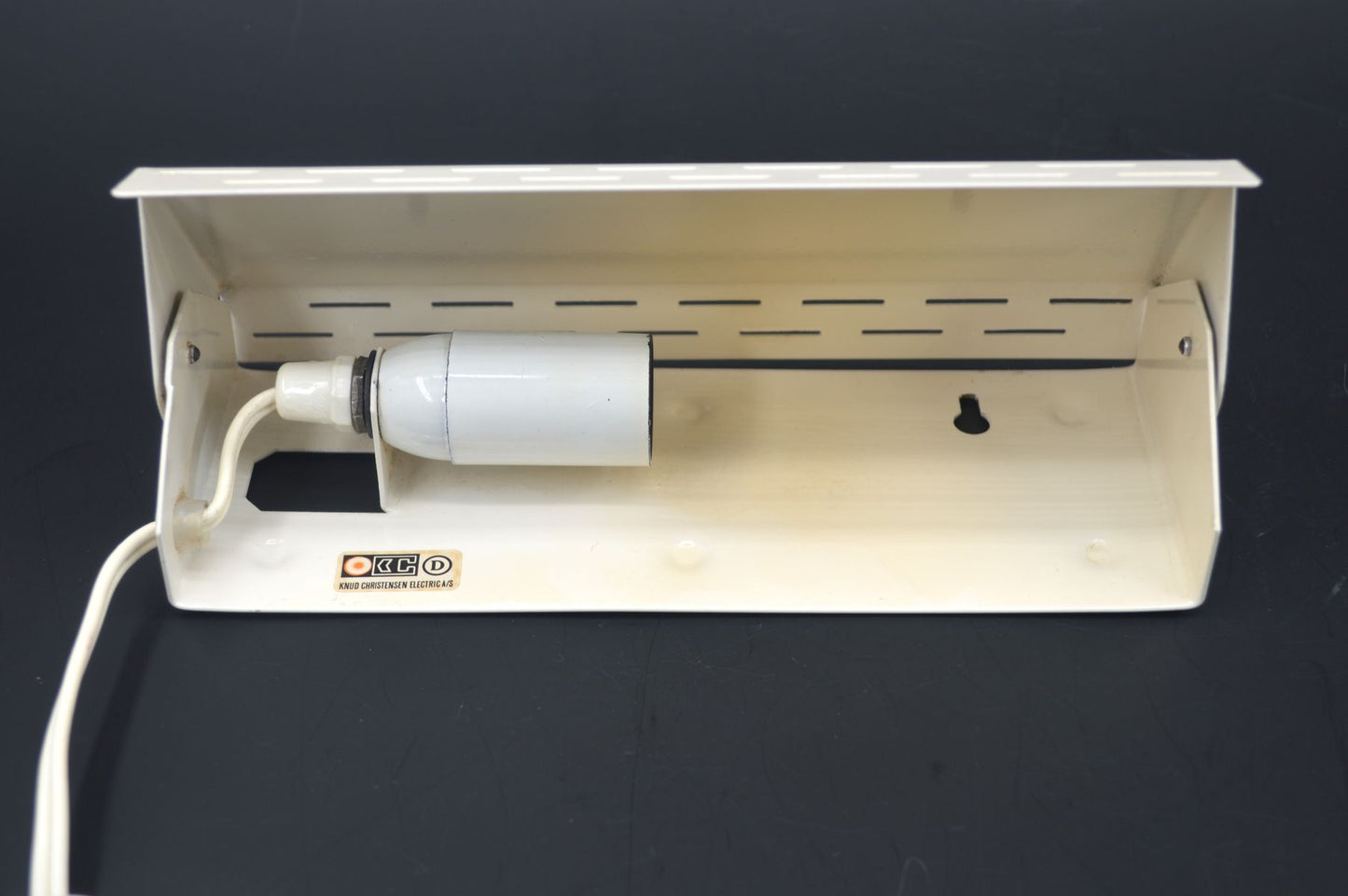 Set Knud Christensen Denmark Wandlampen mit weißem Schirm– dänische Design Wandlampen, dänisches Vintage Design 1960er Jahre MCM Designlampe