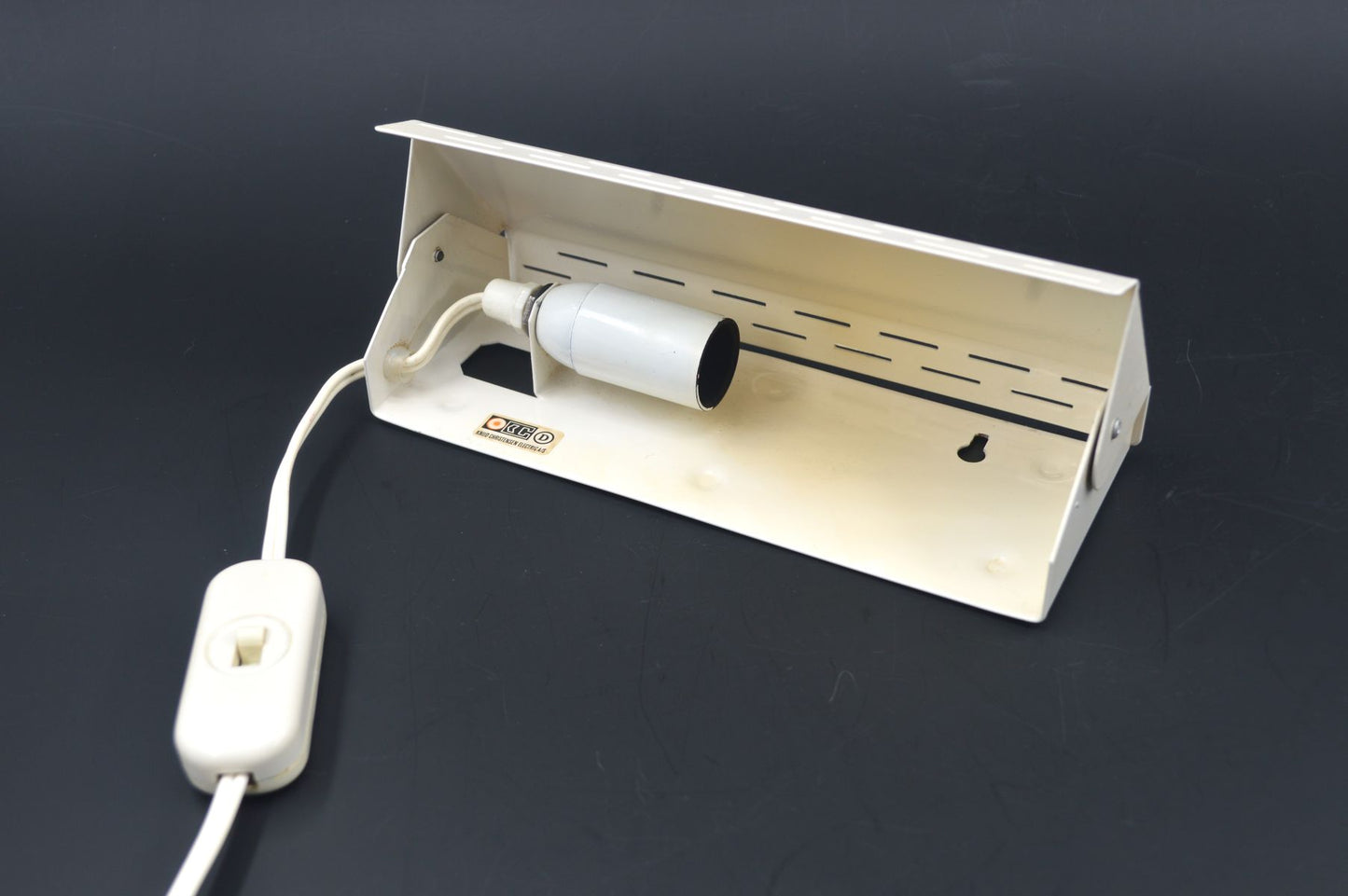 Set Knud Christensen Denmark Wandlampen mit weißem Schirm– dänische Design Wandlampen, dänisches Vintage Design 1960er Jahre MCM Designlampe