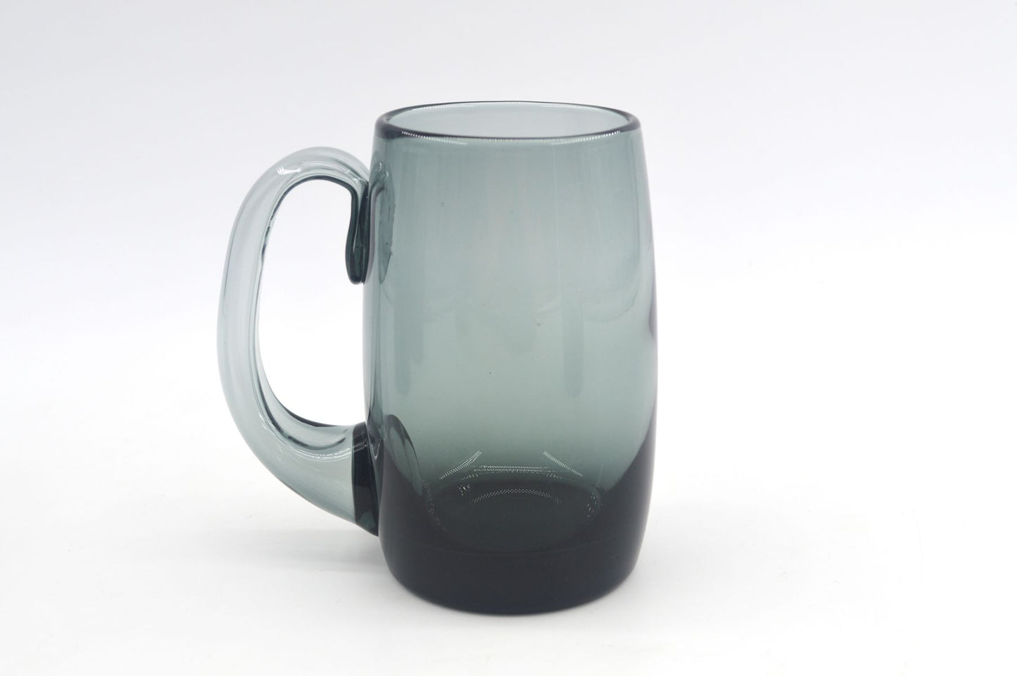 Set aus 6 Mid-Century Rauchglas Bierglas „Kolle“ aus dem Hadeland Glassverk Norwegen Design von Willy Johansson 1950s Skandinavischer Designklassiker