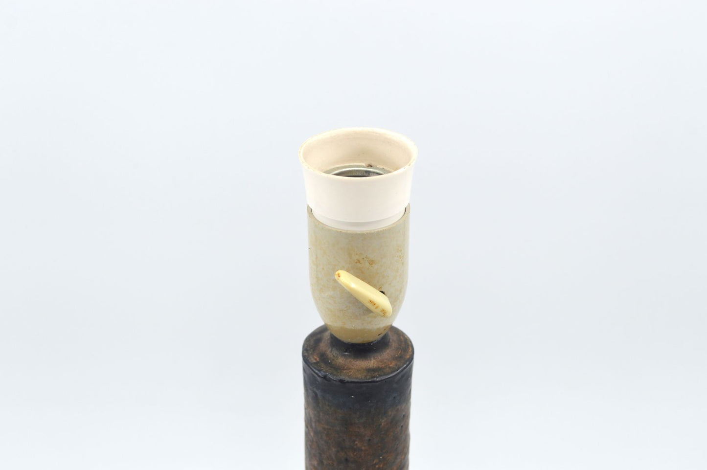Mid-Century Modern Jette Hellerøe für Axella Stentøj Studiokeramik Tischlampe 755 1970s – zeitgenössische brutalistische Kunstkeramik