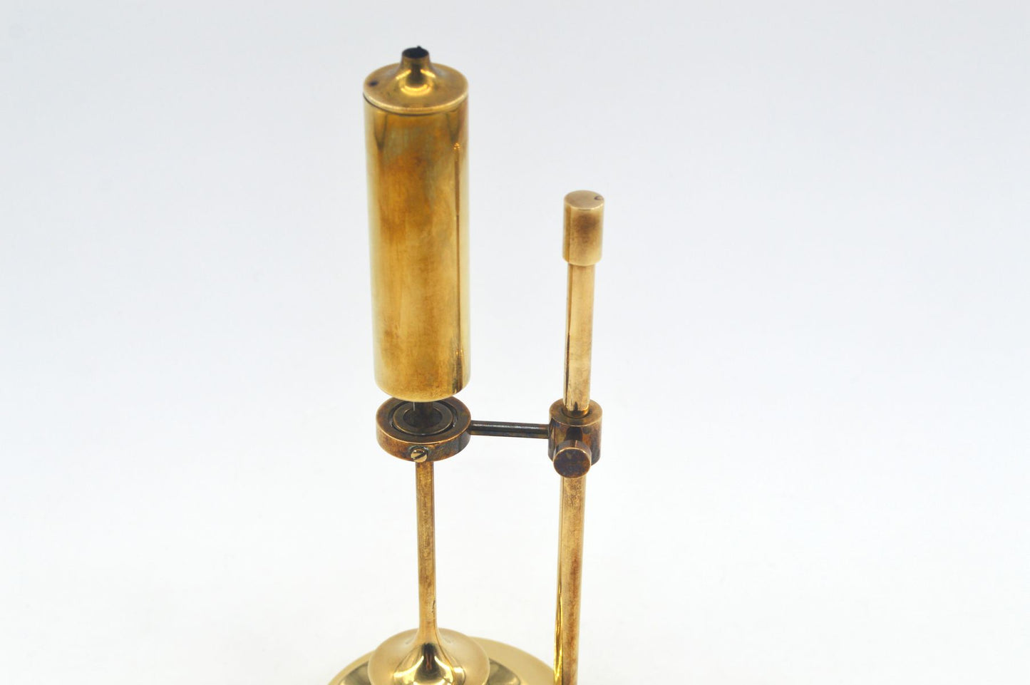 Vintage Ilse D. Ammonsen "Copenhagen" gyroskopische Messing Öllampe für Daproma Denmark 1950s dänischer Designklassiker