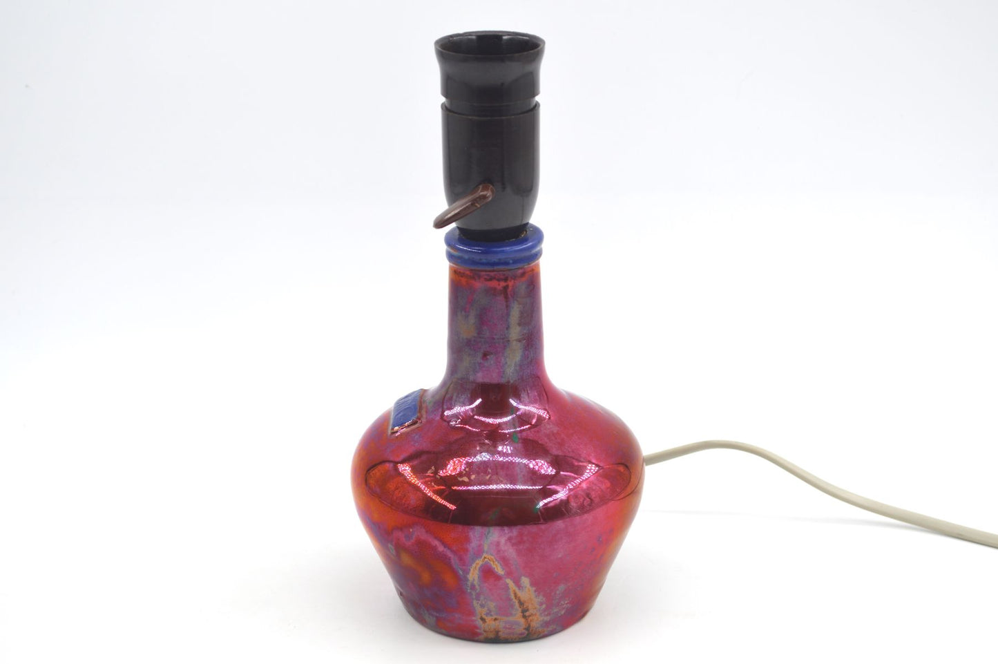 Außergewöhnliche 1960s Samsø Keramik Tischlampe mit irisierender rot-blauer Glasur – dänische Mid-Century Modern Studiokeramik Lampe Unikat