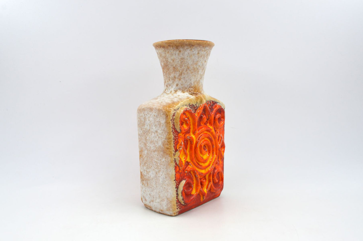 Ornamentale WGP Übelacker Keramik 1461/22 Fat-Lava Design Keramik Vase 1960s West German rote Fat-Lava Glasur Pop-Art Design