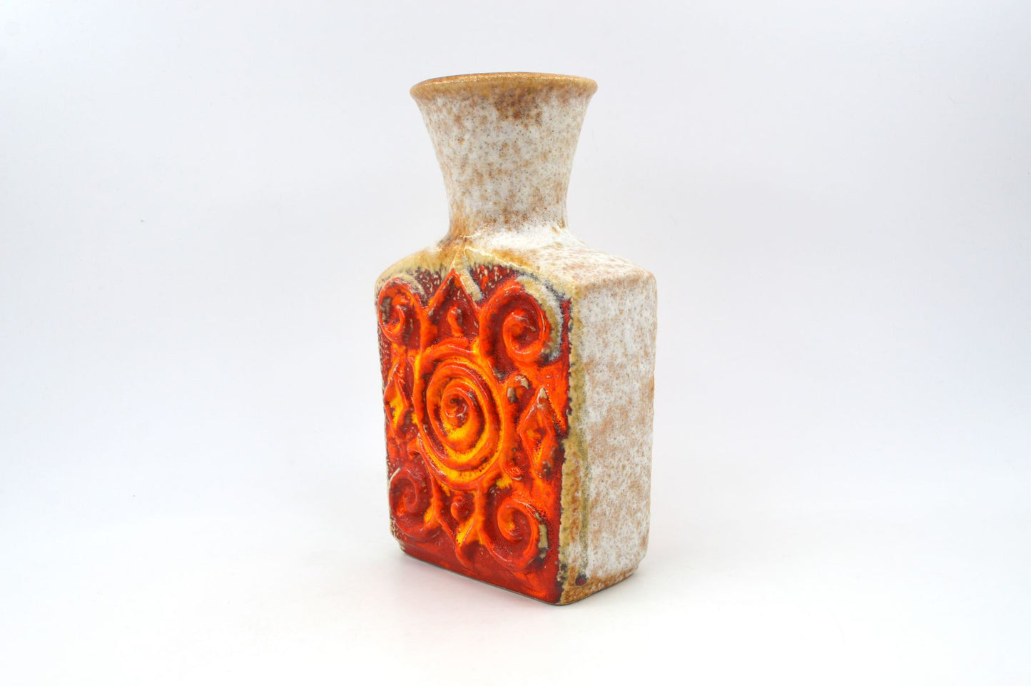 Ornamentale WGP Übelacker Keramik 1461/22 Fat-Lava Design Keramik Vase 1960s West German rote Fat-Lava Glasur Pop-Art Design