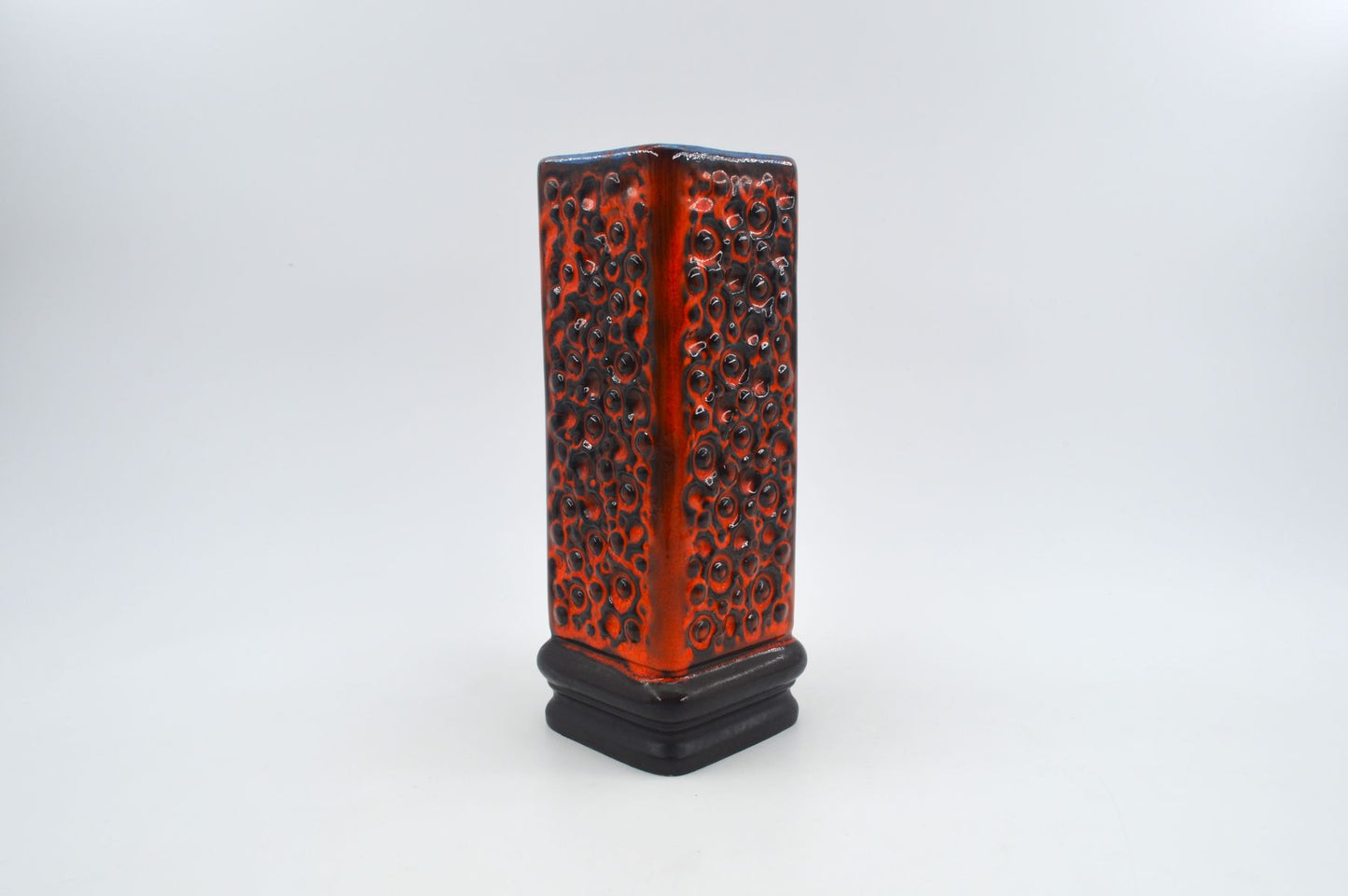 Vintage Carstens Tönnieshof Keramik Vase A-33 WGP Fat-Lava Glasur Kunstkeramik Mid-Century Vase – 1960s Space Age Design