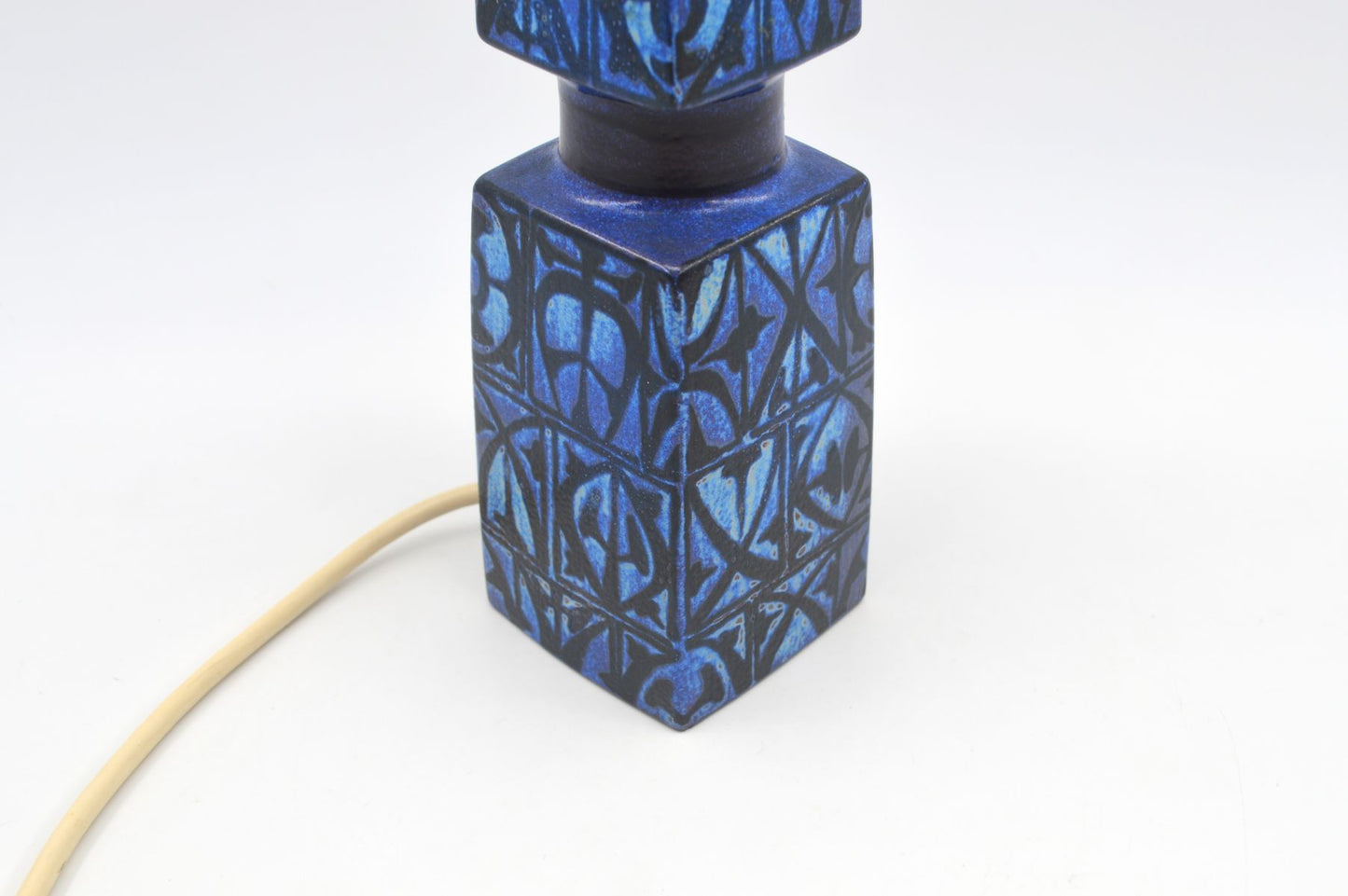 Vintage Nils Thorsson für Royal Copenhagen Baca Fajance Lampe 92 7191 Fog & Mørup Lampe im seltenen Design 1970s Mid-Century Danish Modern Design