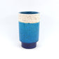 Seltene 1960s Rimini Blue Bitossi Keramik Vase 5/18 Design Aldo Londi Mid-Century Modern Design mit blauer und weißer Fat-Lava Glasur