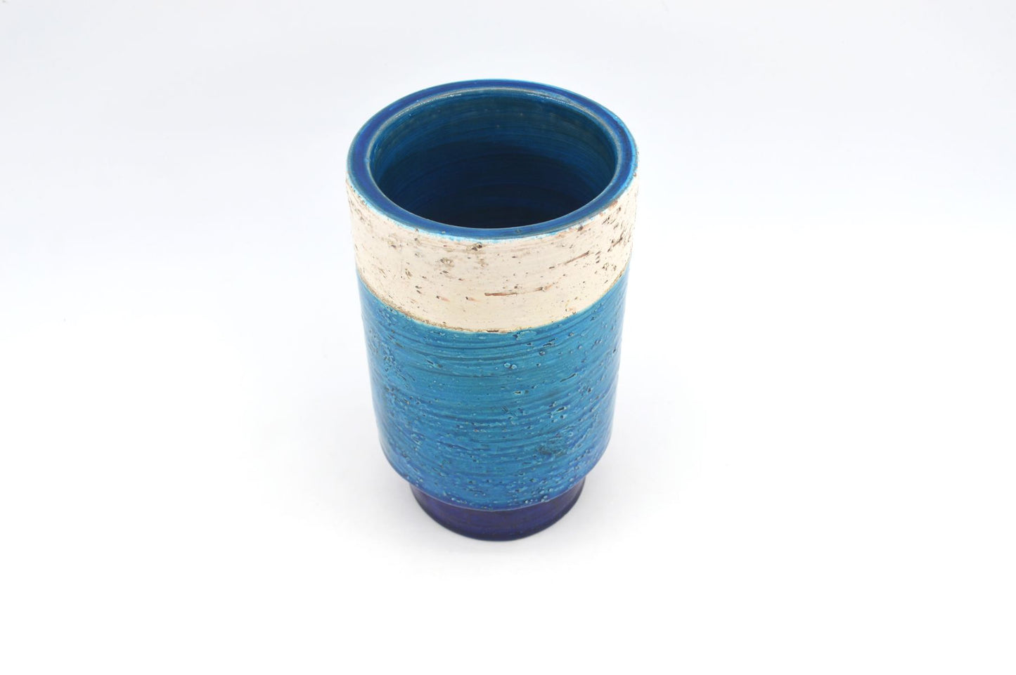 Seltene 1960s Rimini Blue Bitossi Keramik Vase 5/18 Design Aldo Londi Mid-Century Modern Design mit blauer und weißer Fat-Lava Glasur