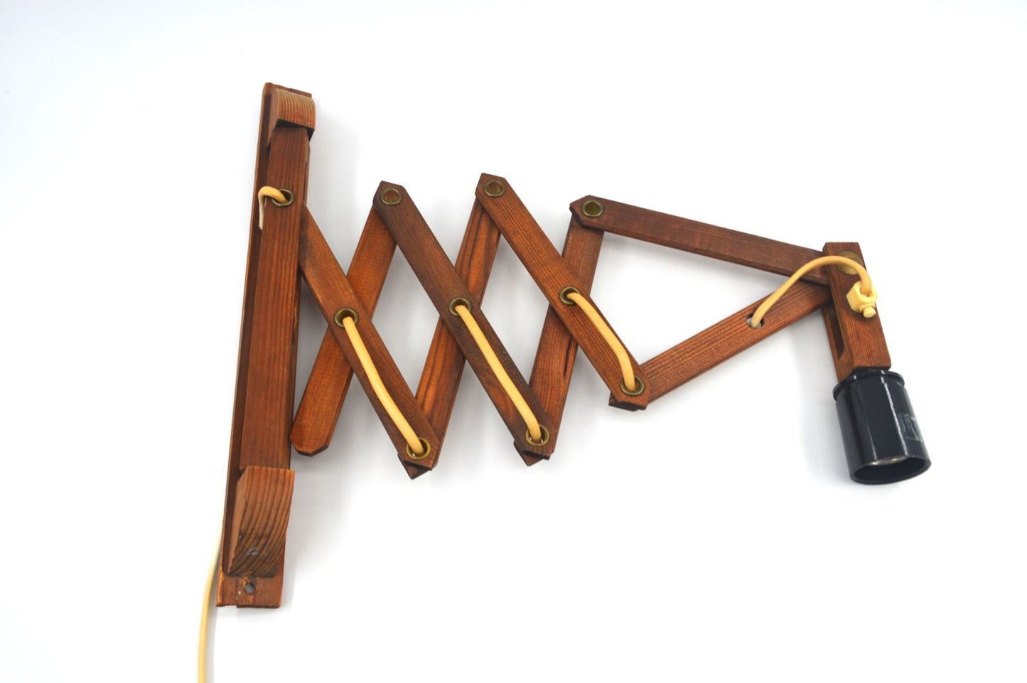 Dänische Mid-Century Scherenarm Wandlampe aus Holz – 1960s Vintage Design Wandlampe Skandinavischer MCM Designklassiker