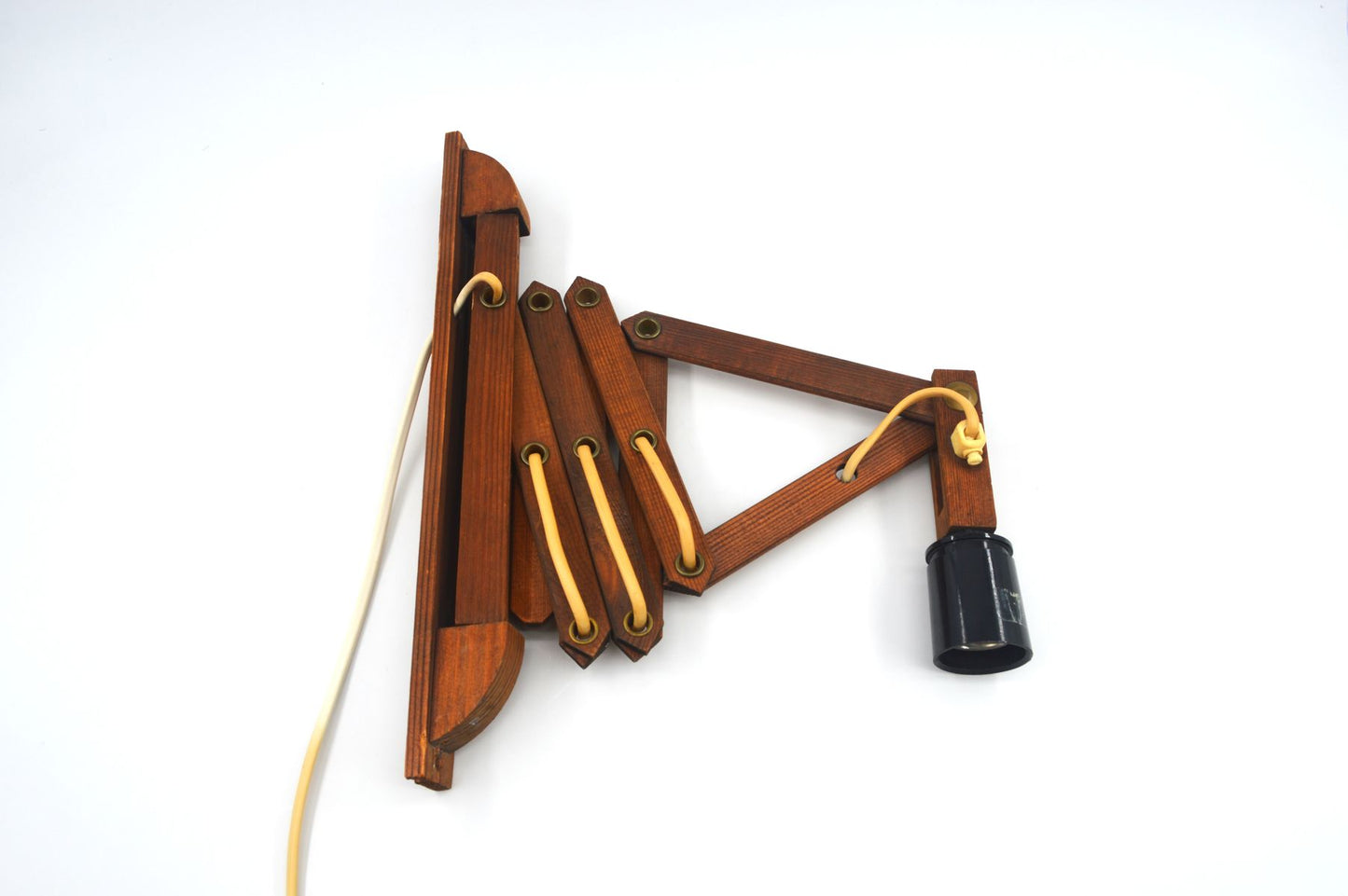 Dänische Mid-Century Scherenarm Wandlampe aus Holz – 1960s Vintage Design Wandlampe Skandinavischer MCM Designklassiker