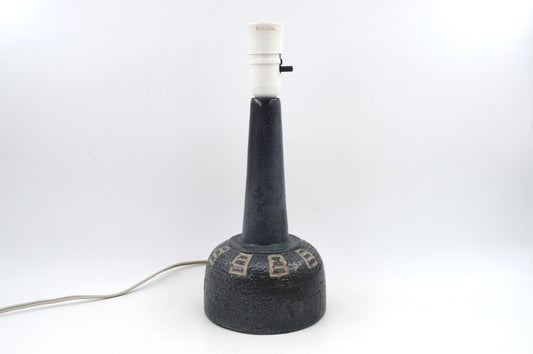 Große brutalistische Sejer Unic Danmark Studiokeramik Lampe - 1960s Mid-Century Fridtjof Sejersen ornamentale dänische Keramiklampe Unikat
