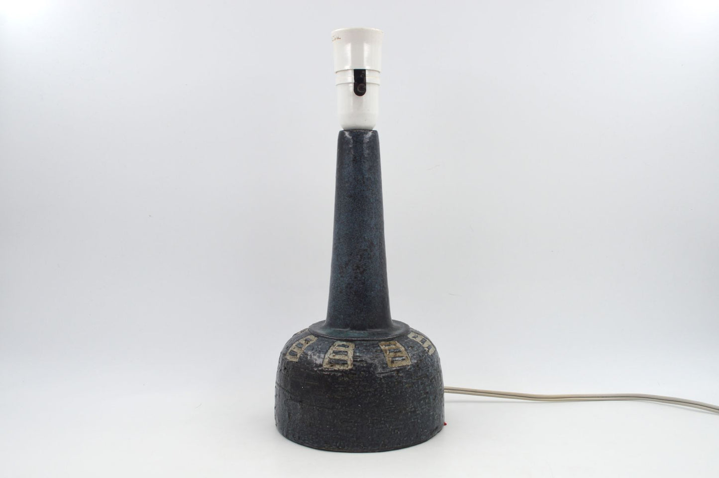 Große brutalistische Sejer Unic Danmark Studiokeramik Lampe - 1960s Mid-Century Fridtjof Sejersen ornamentale dänische Keramiklampe Unikat